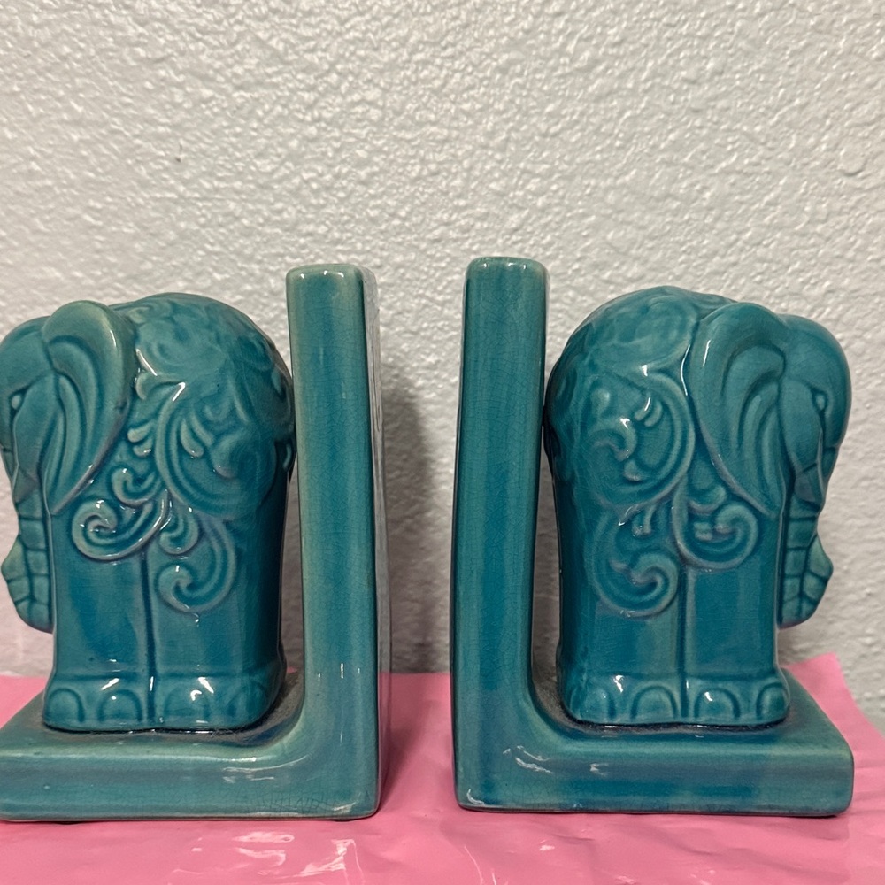 Vintage Ceramic Elephant Book Ends 7 1/2”